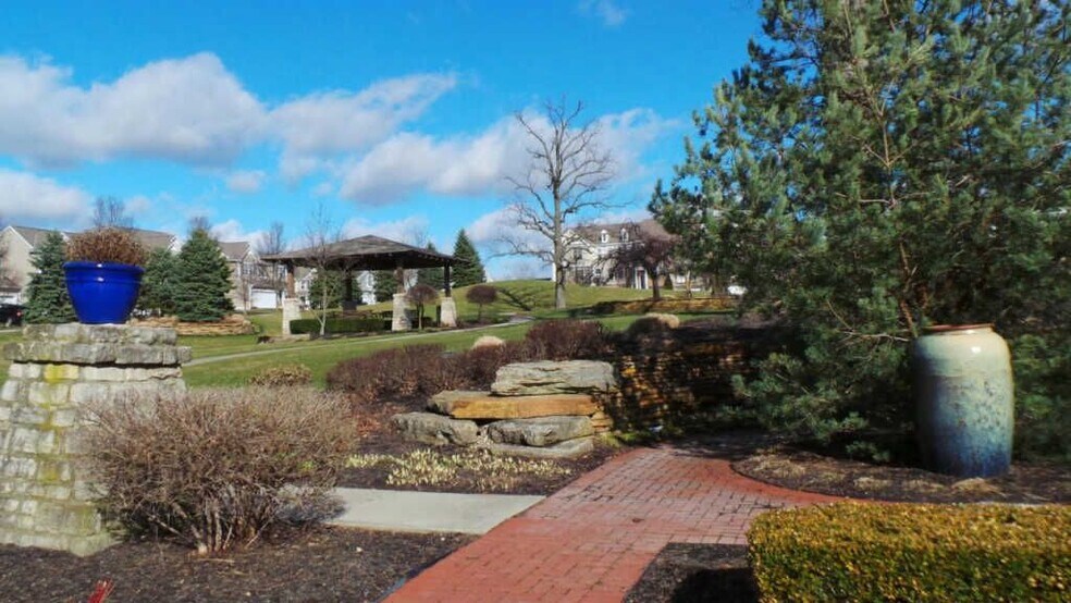 Building Photo - 6337 Chetti Dr