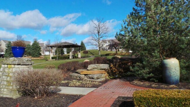 Building Photo - 6337 Chetti Dr