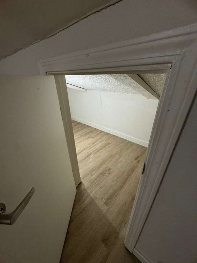 Building Photo - Ready to Move in... Do not miss this house !!!!