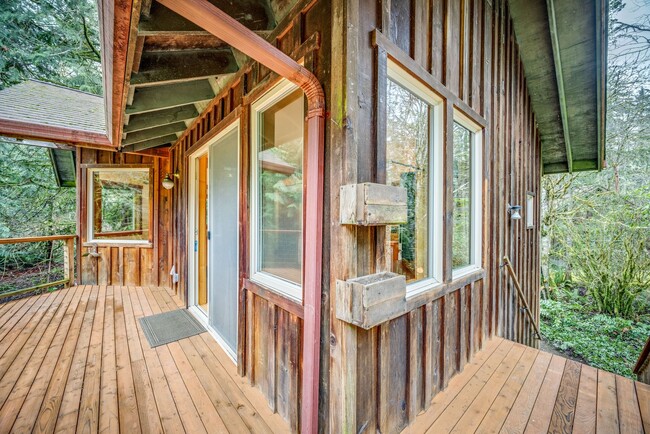 Building Photo - A unique home in the woods near Gazzam Lake