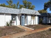 Building Photo - 4223 Sheldon Pl
