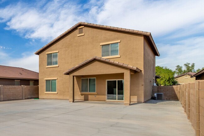 Building Photo - One Of A Kind Home For Rent In Buckeye!