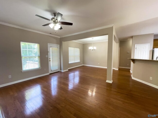 Building Photo - 107 Barrington Ct