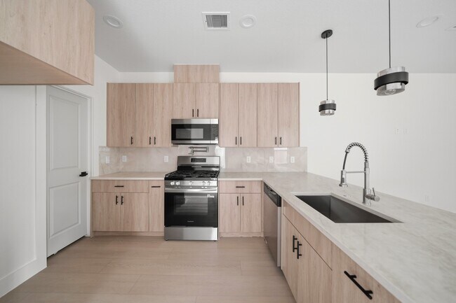 Building Photo - 4314 Stassen St