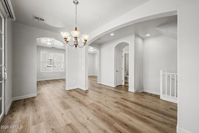 Building Photo - 2780 S Alpine Dr