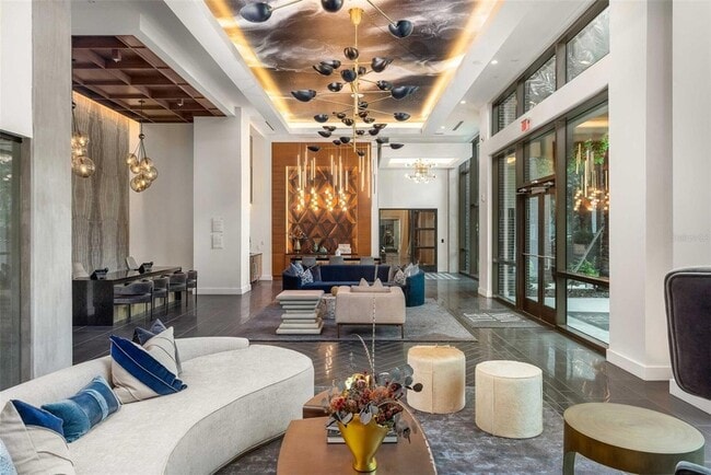 Building Photo - 601 N 12th St