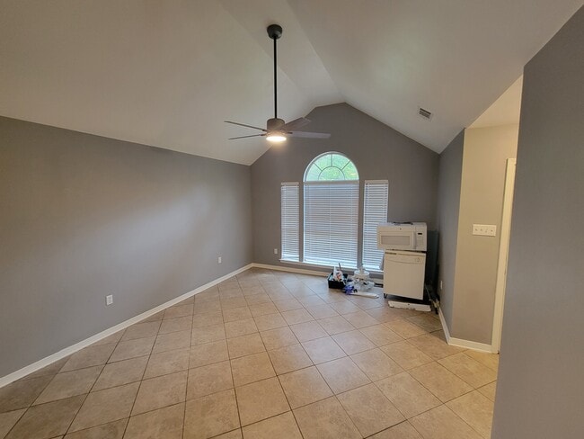 Building Photo - 1317 Jasmine St