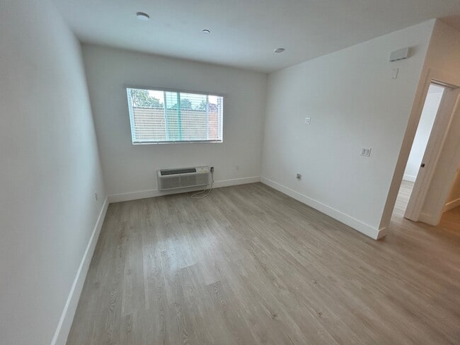 Floorplan - 9300 Compton Ave