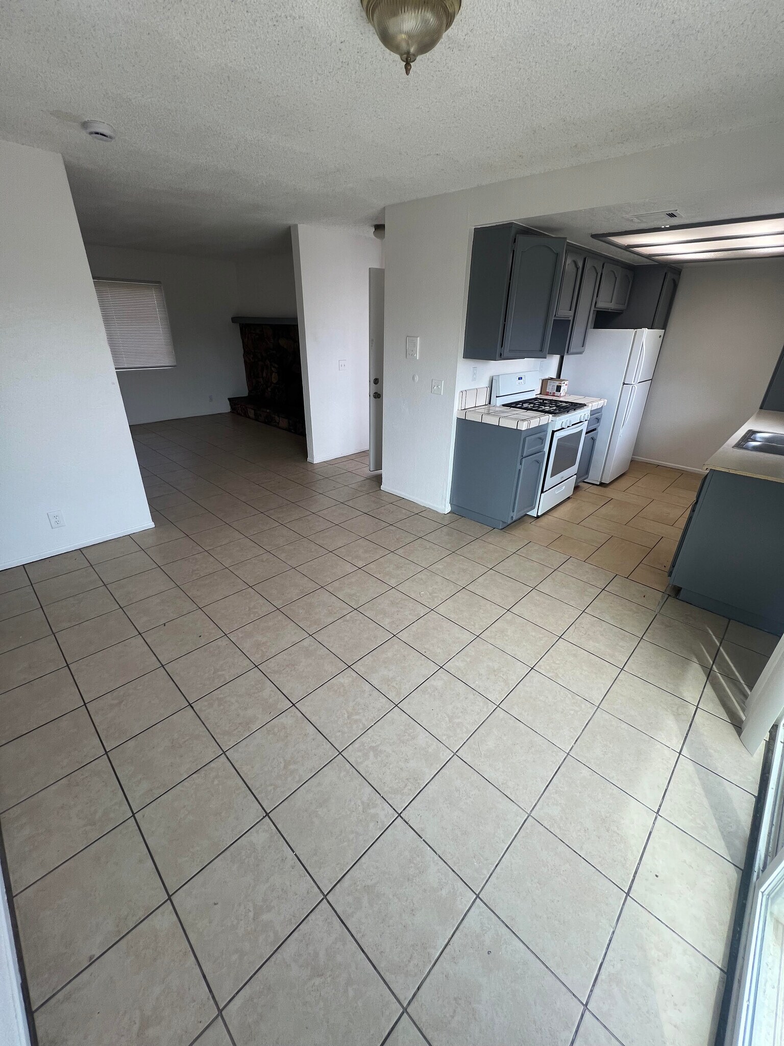 Building Photo - 20217 Serrano Rd