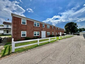 Building Photo - 2 bed, newly remodeled hideaway in Trenton, Ohio