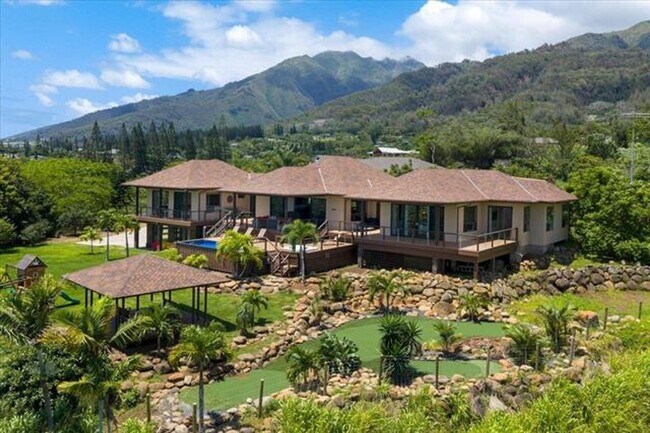 Building Photo - Magnificent Wailuku Country Estate