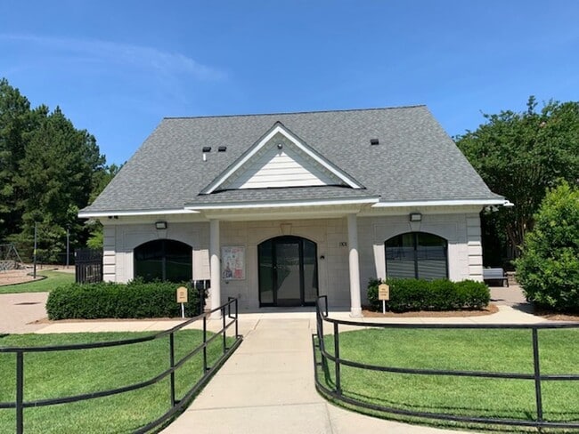Building Photo - 426 Eyam Hall Ln