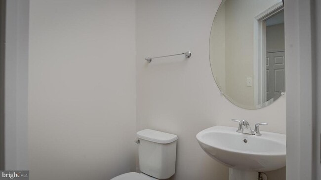Building Photo - 8371 Jill Brenda Ct