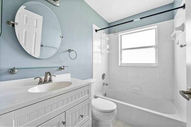 Building Photo - 4144 Manor Forest Trail