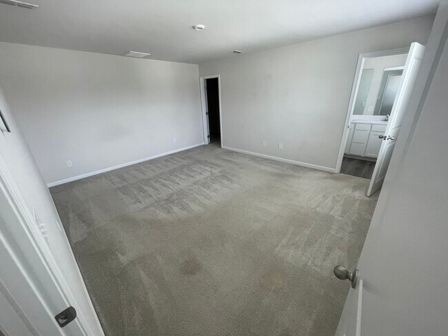 Building Photo - Easley Single Family Home