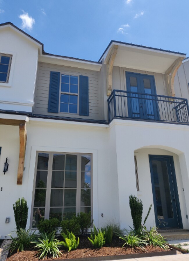 Building Photo - FOR RENT in SUGAR MILL POND!