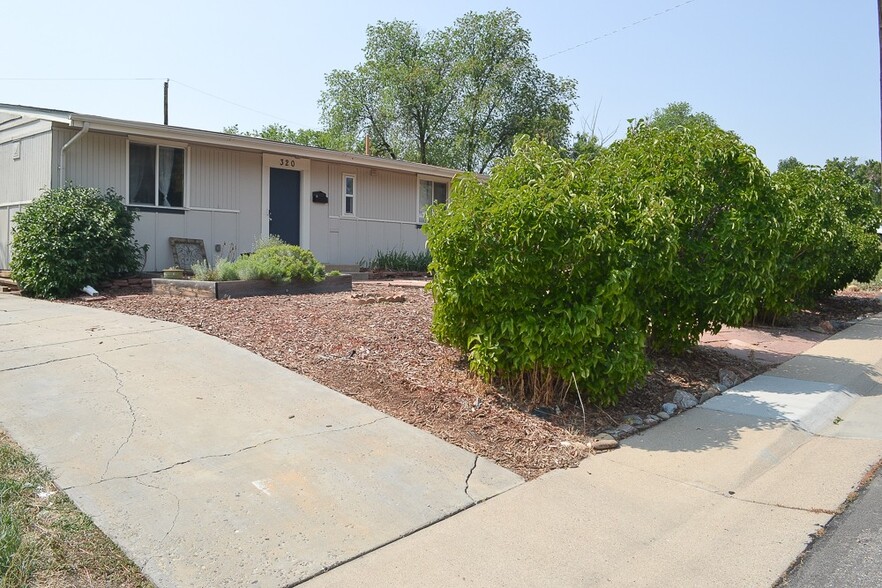 Primary Photo - 320 Cuchara St