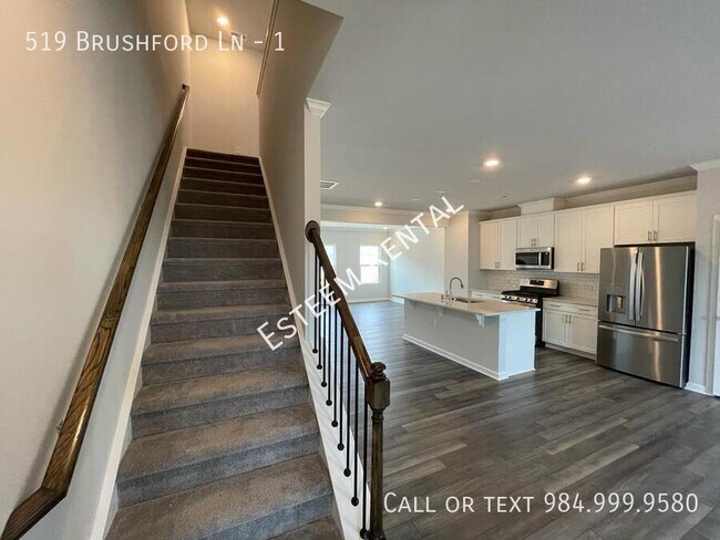 Building Photo - 519 Brushford Ln