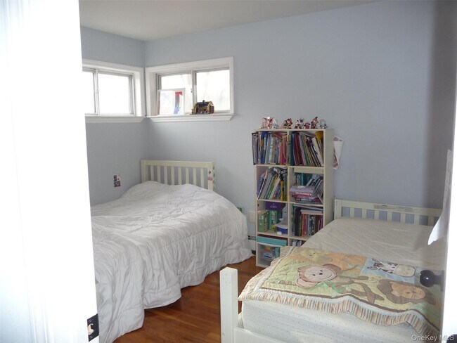 Building Photo - 23 James Rd