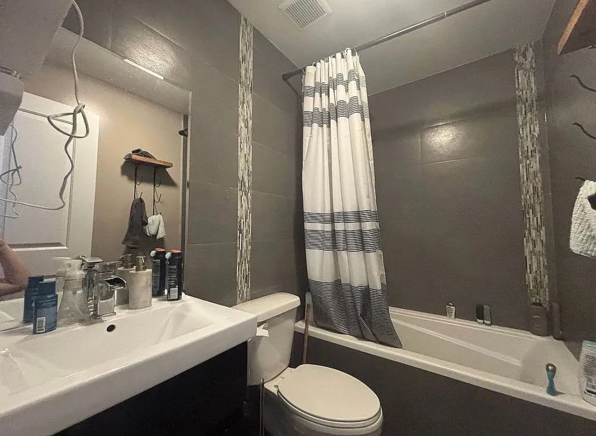 Building Photo - 43 Bushwick Ave