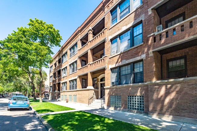 Building Exterior - 5335-5345 S. Kimbark Avenue