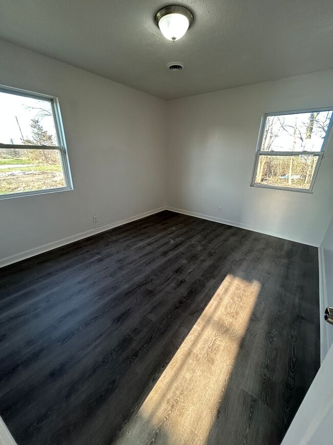 Building Photo - For Lease