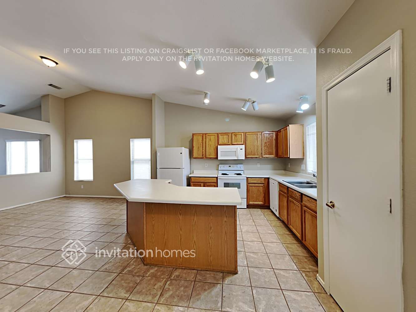 Building Photo - 16150 N 138th Ln