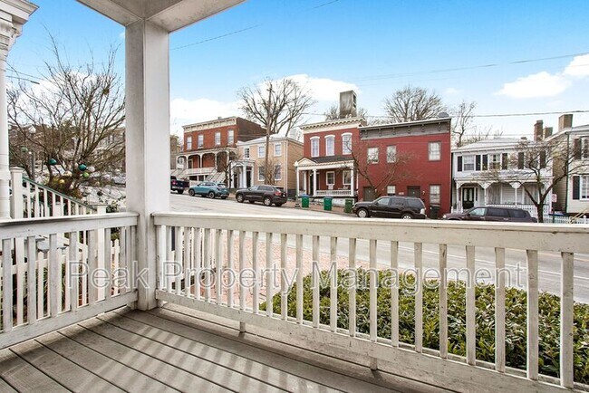 Building Photo - 2104 E Broad St