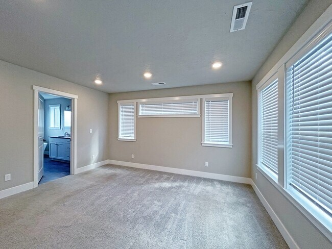 Building Photo - 3740 Rockcress Rd