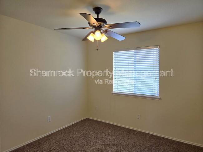 Building Photo - 6701 Tierra Dr