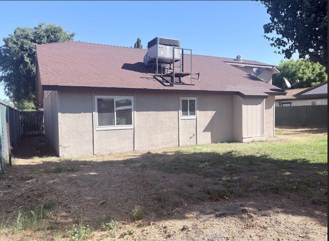 Building Photo - 27226 San Jose Ave