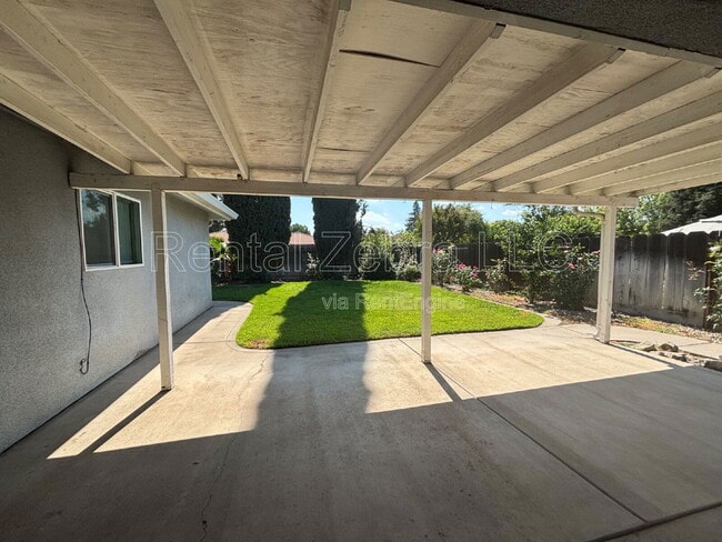 Building Photo - 646 Grambling Ct