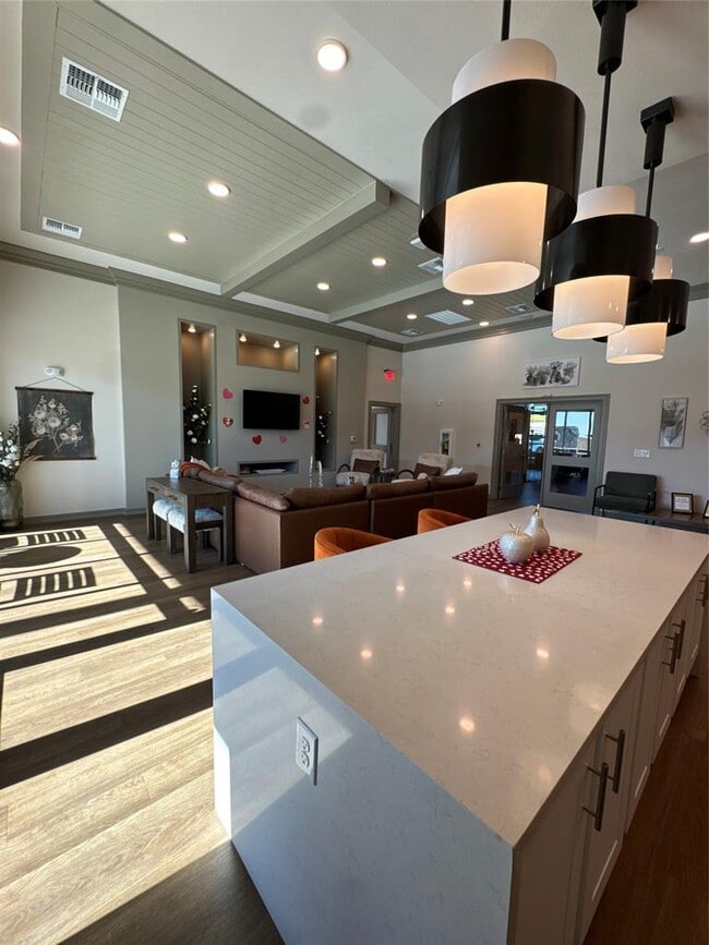 Building Photo - 691 Union Chapel Rd