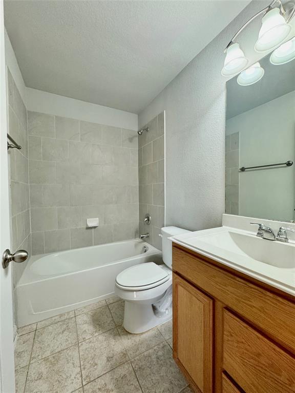 Building Photo - 1705 Arbor Knot Dr