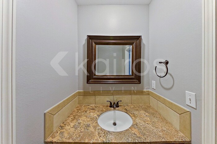 Building Photo - 8407 Taos Dr
