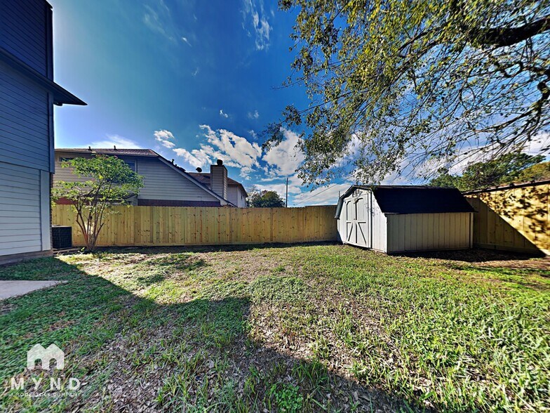 Building Photo - 2530 Chestnut Mills Rd