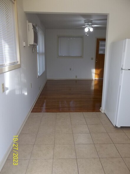 Kitchen entry - 431 E 19th St