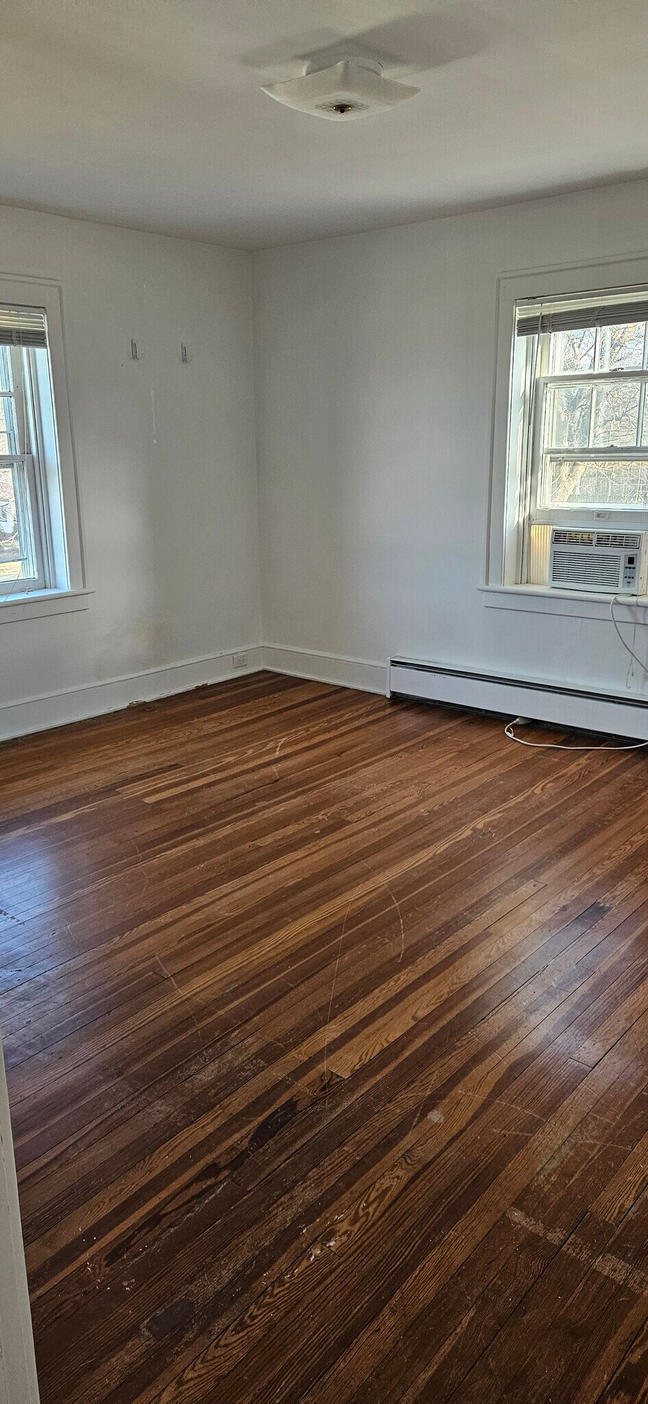 Building Photo - 506 E Liberty St