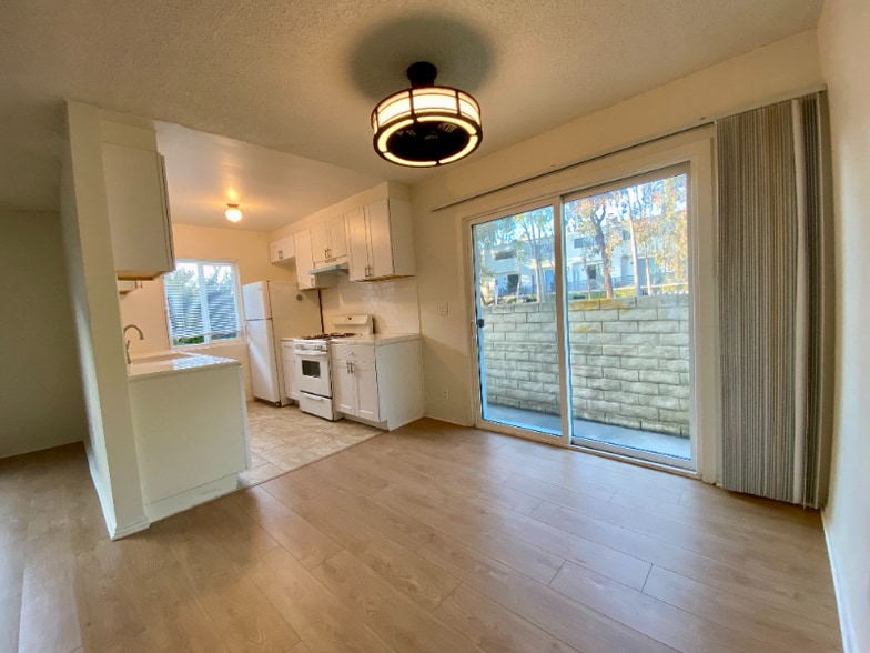 Building Photo - 2511 Abbot Kinney Blvd