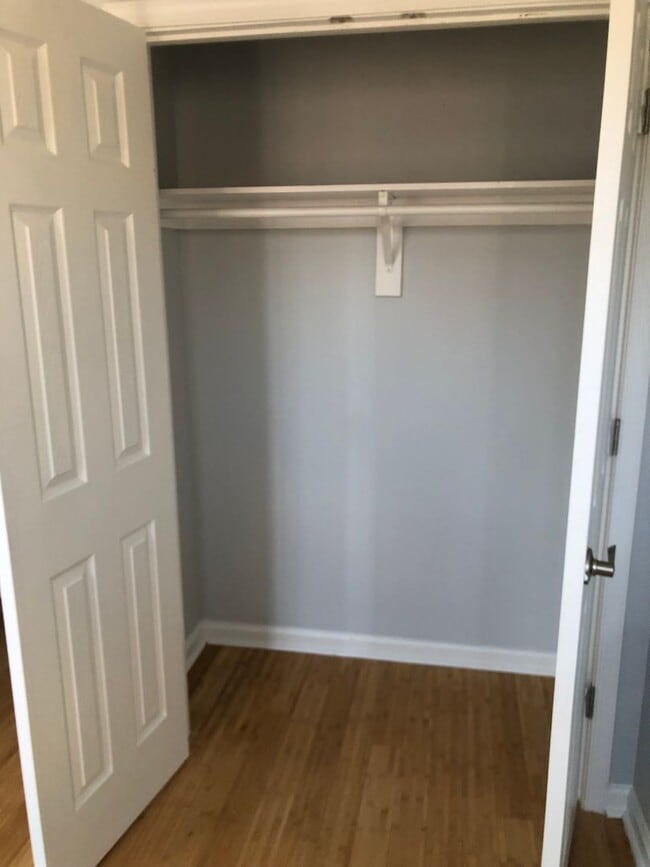 Building Photo - Charming row home in Baltimore City!