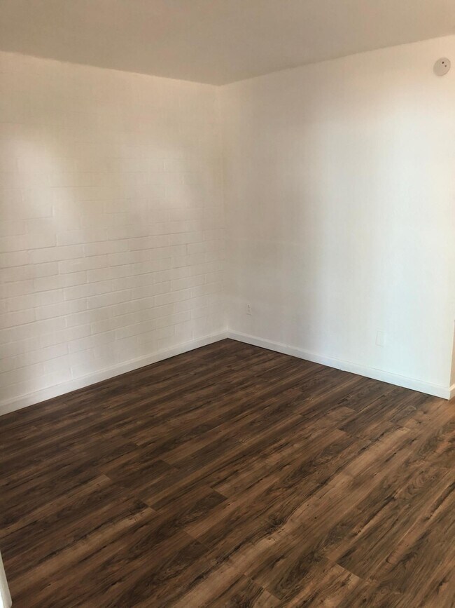 Building Photo - 3665 N 1st Ave