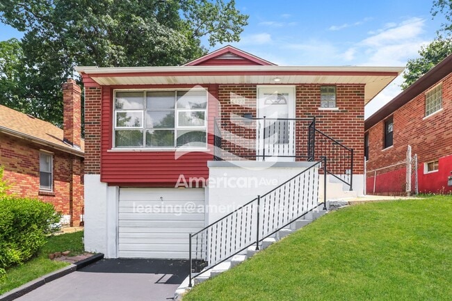 Building Photo - 4422 June Ave