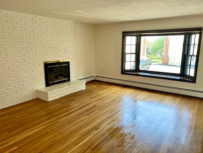Building Photo - 11 Togan Way