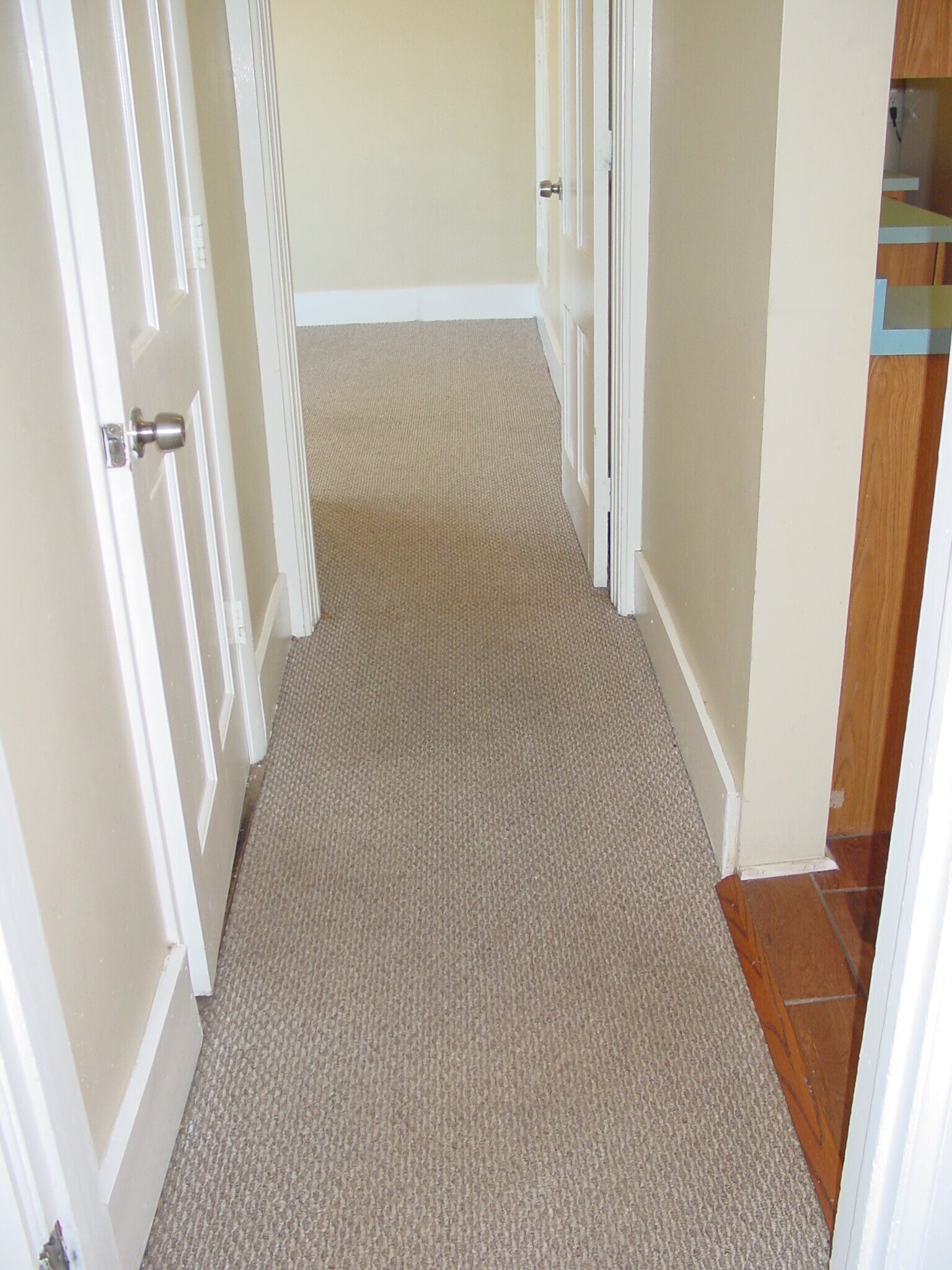 Building Photo - 20 N Locust St