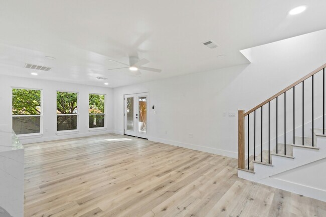 Building Photo - 15655 Regal Hill Cir