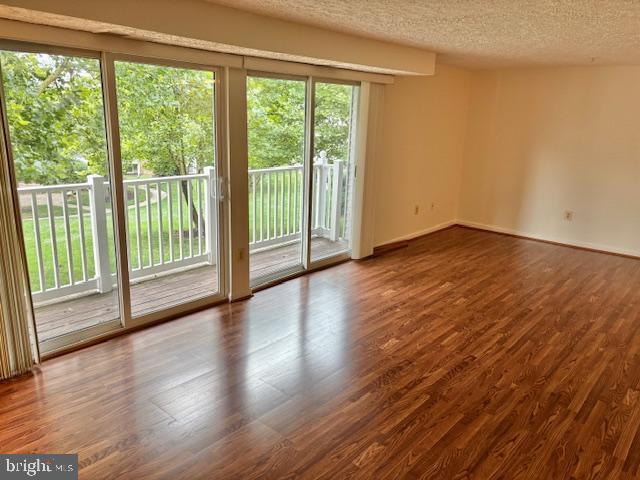 Building Photo - 301 Palmspring Dr