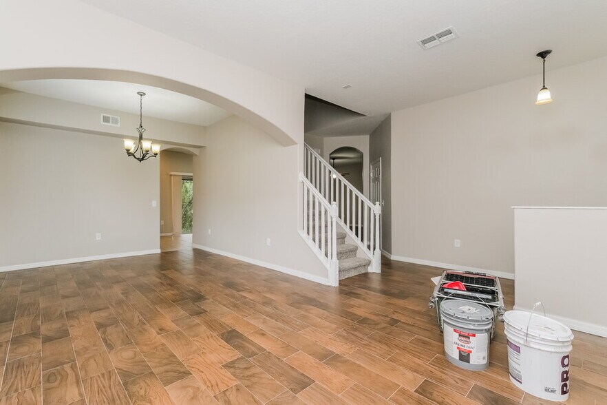 Building Photo - 3810 Braemere Dr