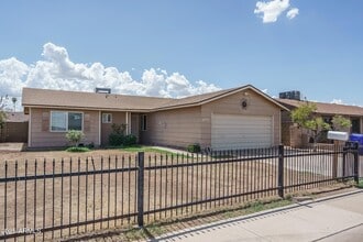 Building Photo - 9509 W Pierce St