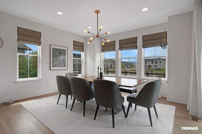 Building Photo - Spacious 5BR House in Littleton
