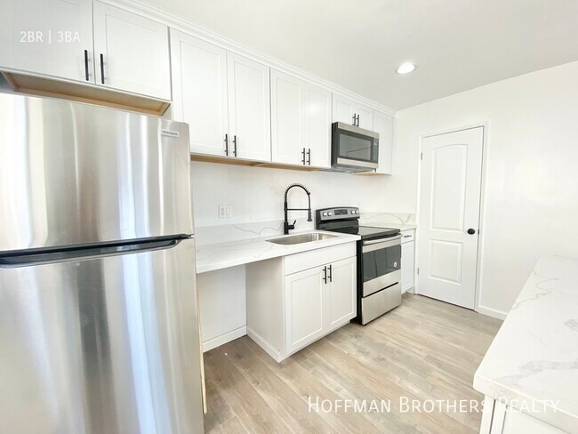 Building Photo - 1206 S Holt Ave